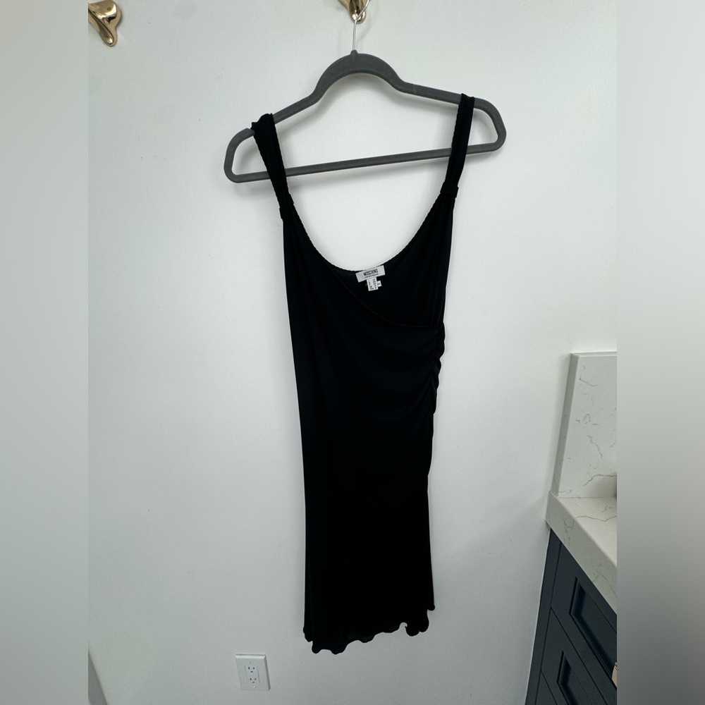 Vintage Moschino, cheap and chic, Size 8/Italian 42, black dress